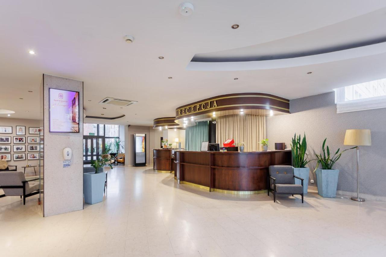 Hotel Tarnovia Tarnow Luaran gambar