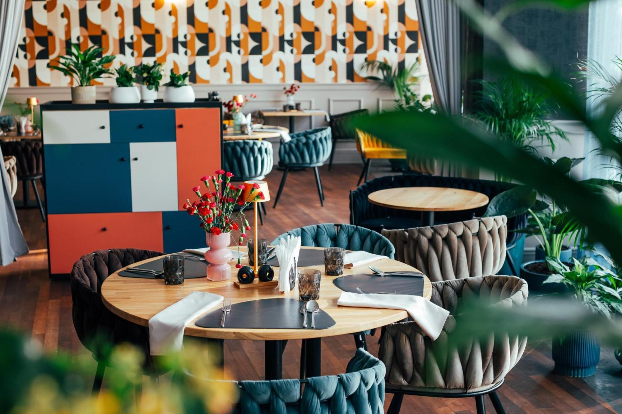 Hotel Tarnovia Tarnow Luaran gambar