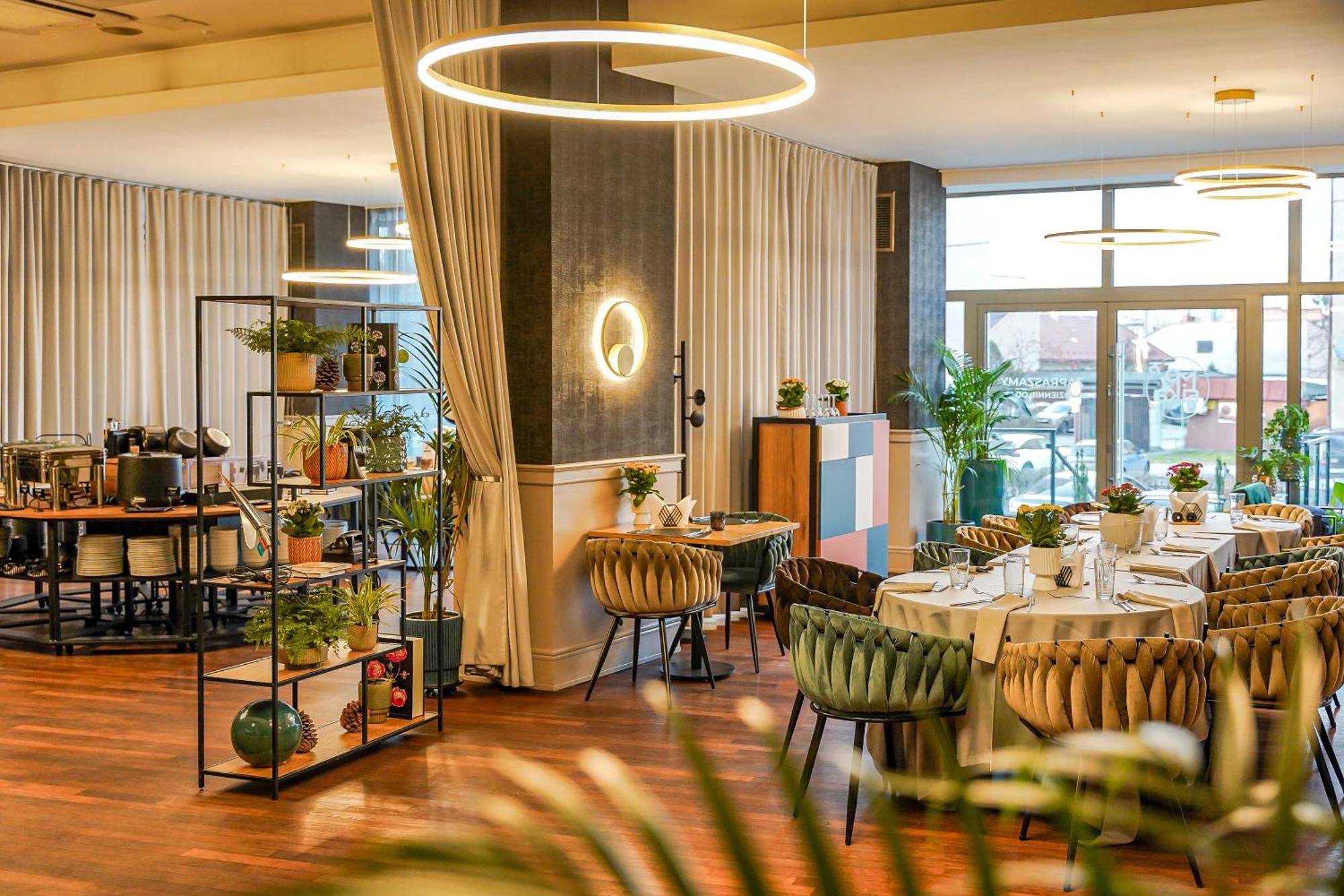 Hotel Tarnovia Tarnow Luaran gambar