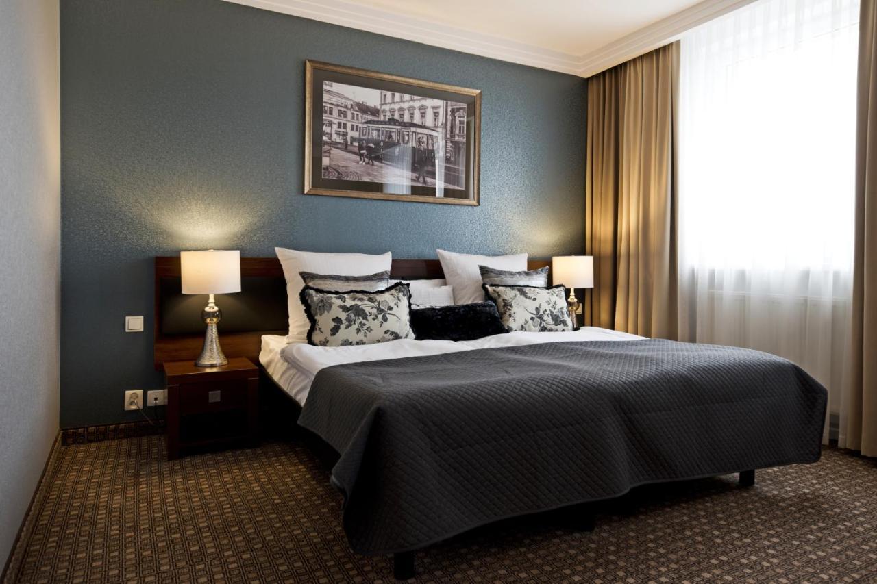 Hotel Tarnovia Tarnow Luaran gambar