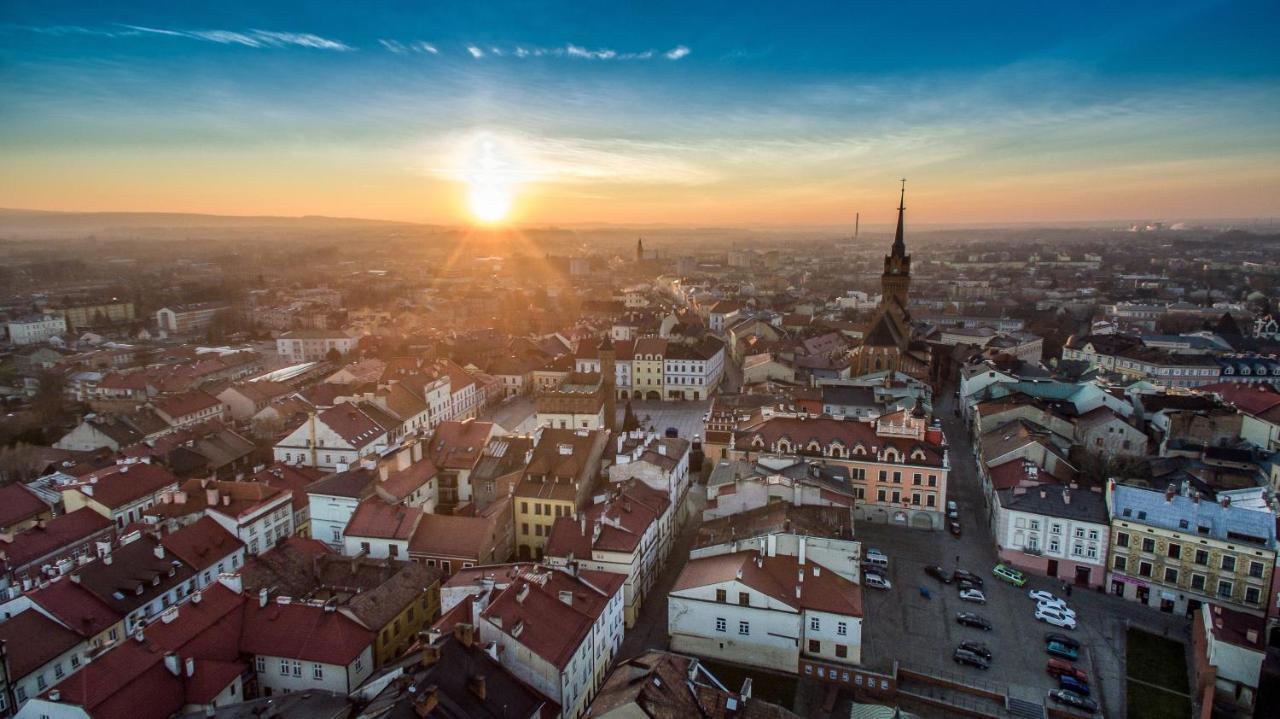 Hotel Tarnovia Tarnow Luaran gambar