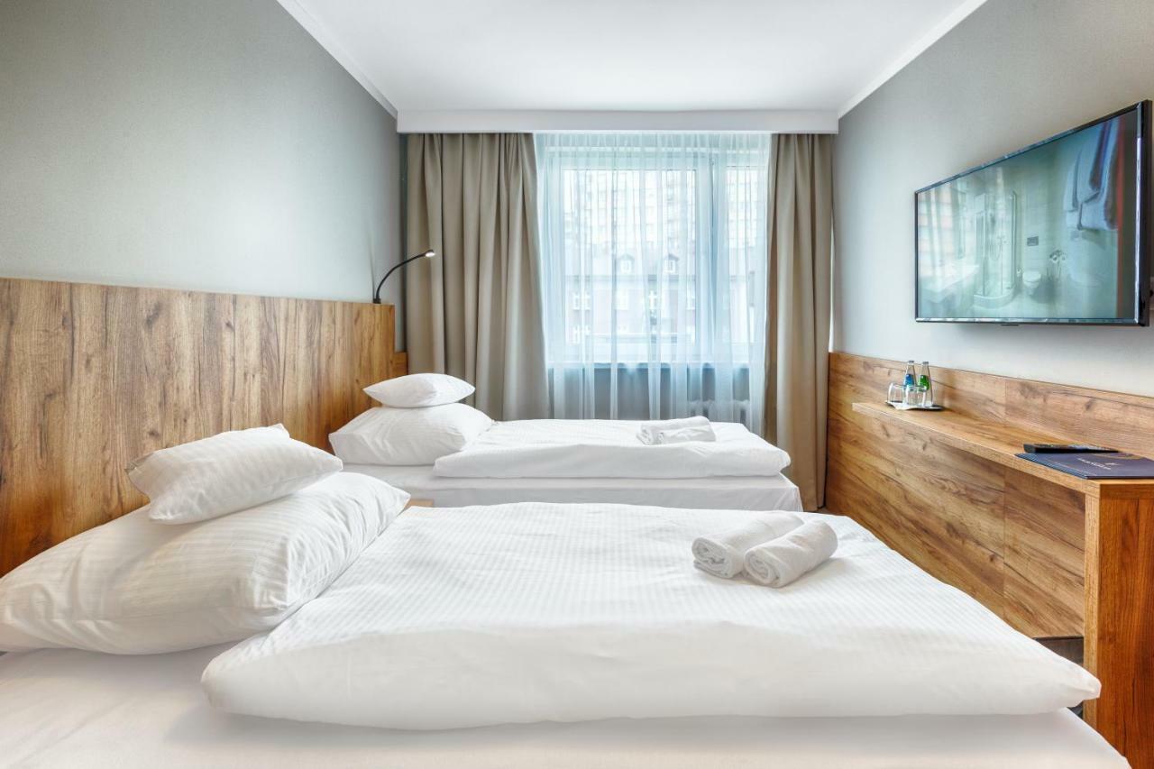 Hotel Tarnovia Tarnow Luaran gambar